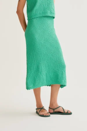 FALDA MIDI CON BORDADO ENCADENADO VERDE