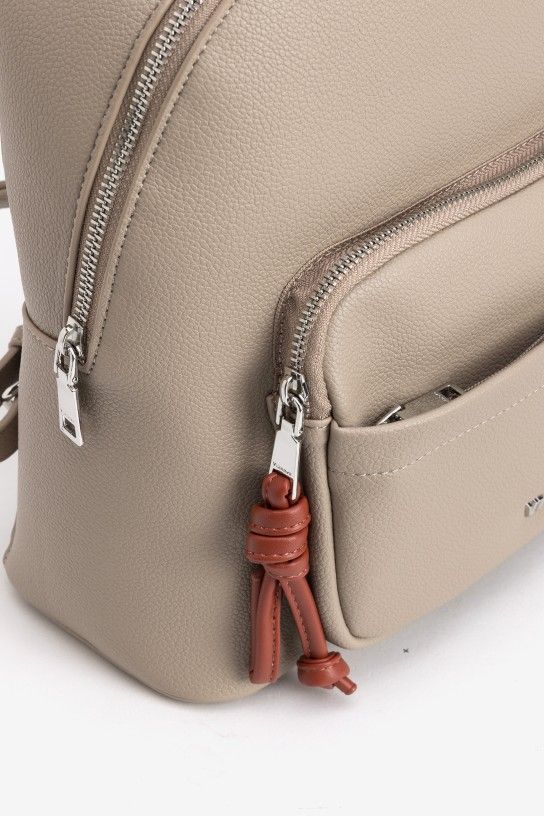 MOCHILA CON BOLSILLO FRONTAL - Imagen 4