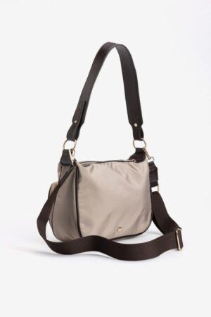 BOLSO CON CORTE REGULAR