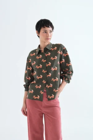 CAMISA CON ESTAMPADO VOLPE