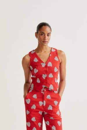 CHALECO CON ESTAMPADO CORAZONES