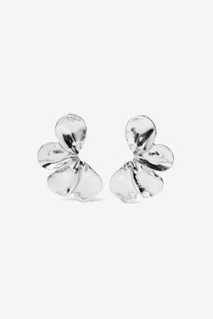 PENDIENTES EN FORMA DE FLOR