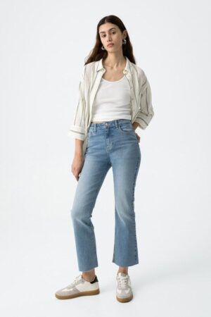 PANTALÓN VAQUERO CROPPED FLARE MEGAN